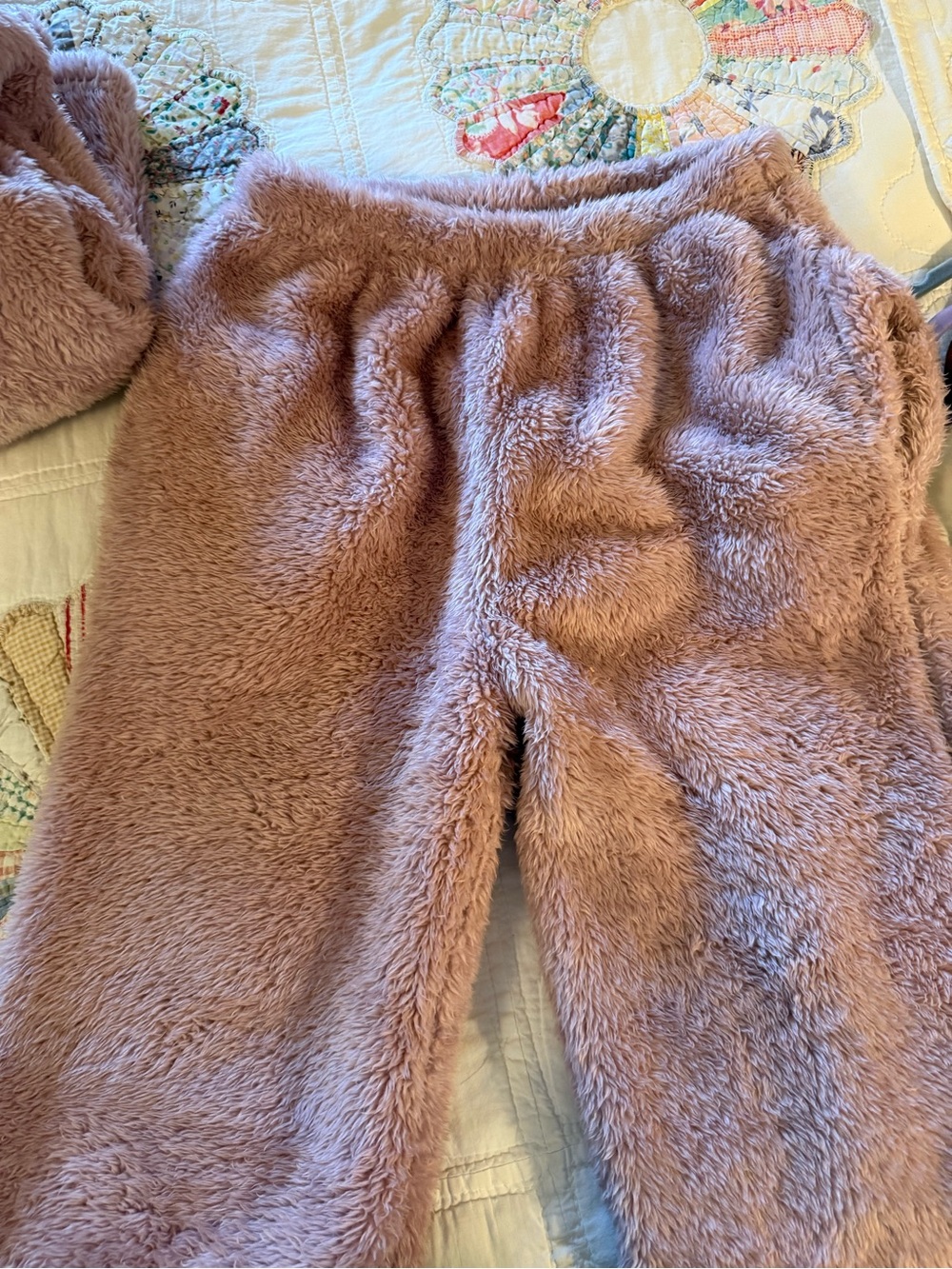 Cozy Plush Pink Loungewear Set - Picture 2 of 7